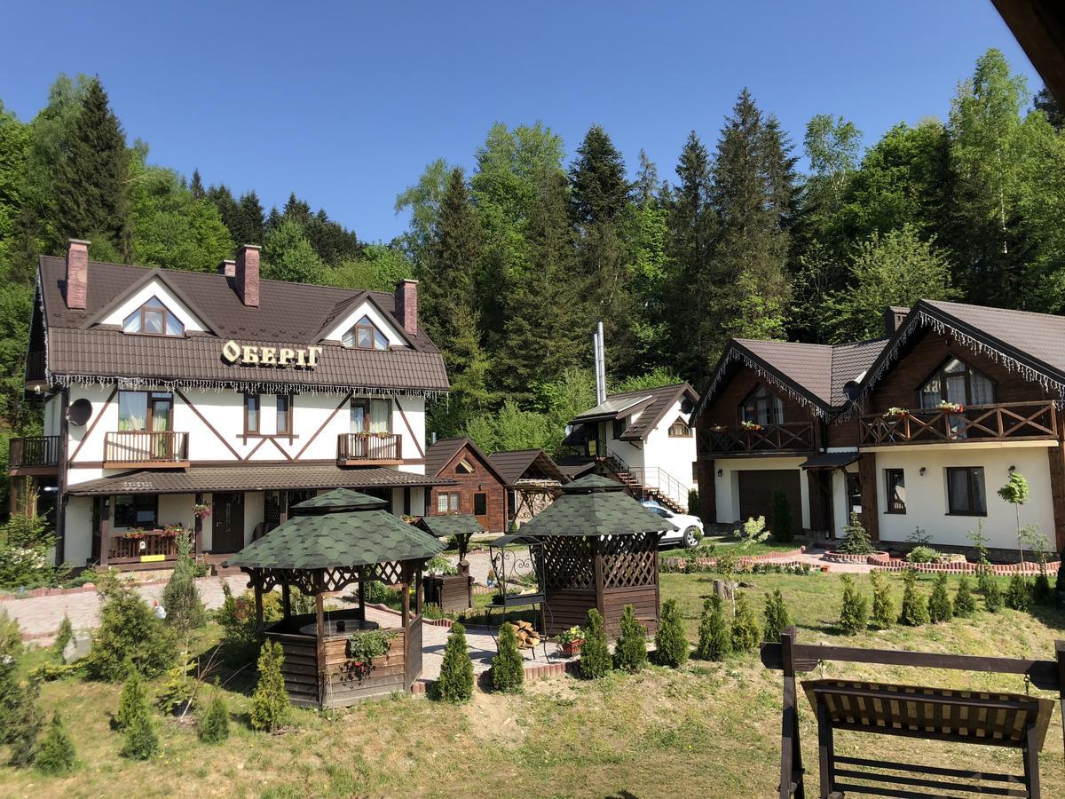 Hôtel Sadibe Oberig à Skhidnytsia Extérieur photo