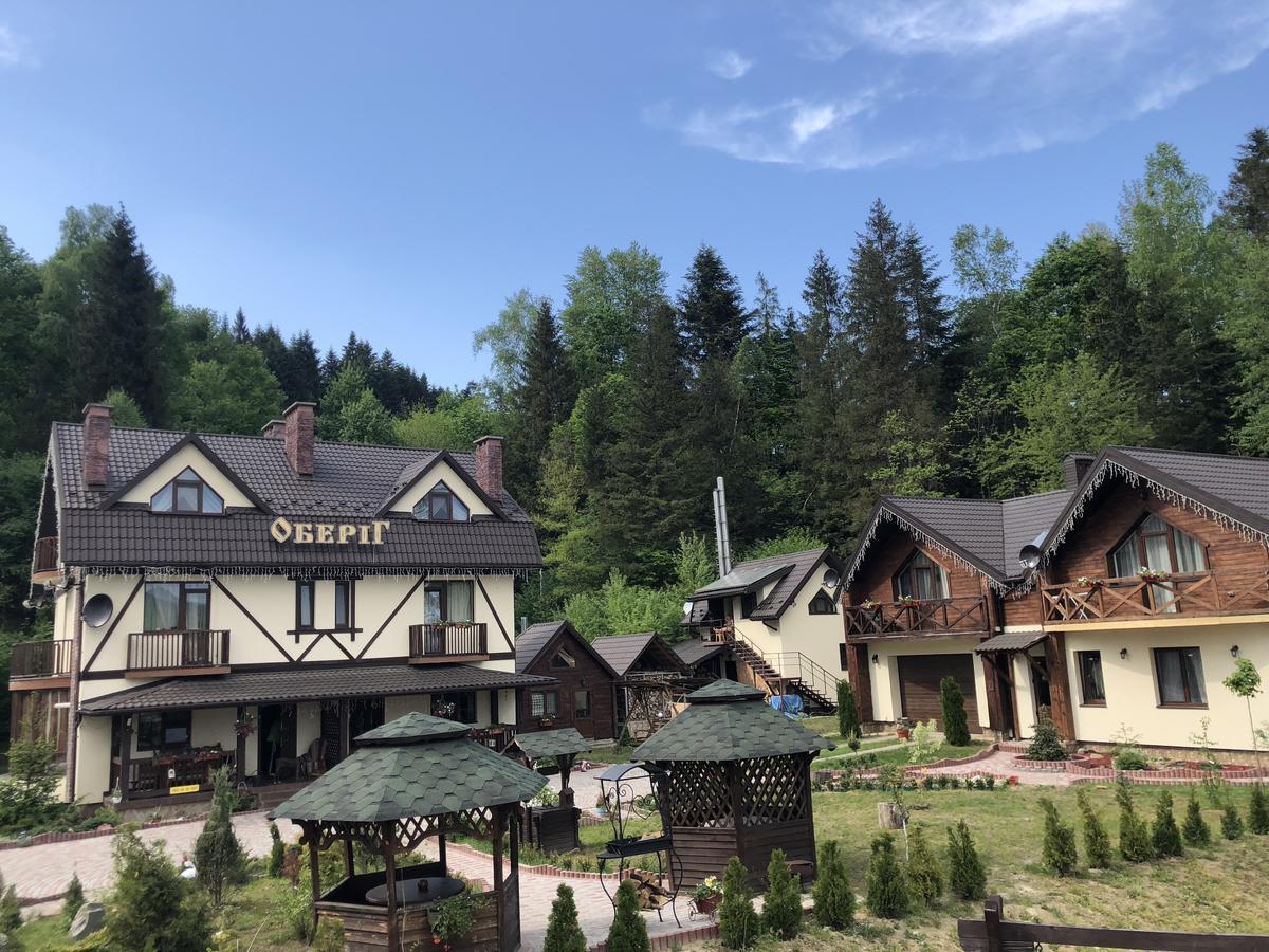 Hôtel Sadibe Oberig à Skhidnytsia Extérieur photo